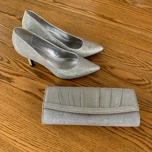 ✨ Silver Sparkle Heels with Matching Clutch✨